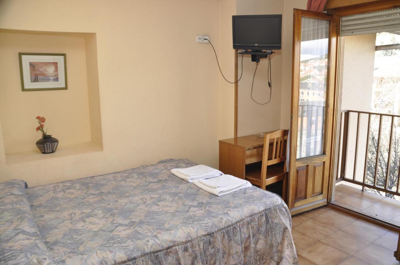 Tres Arcos Hotel